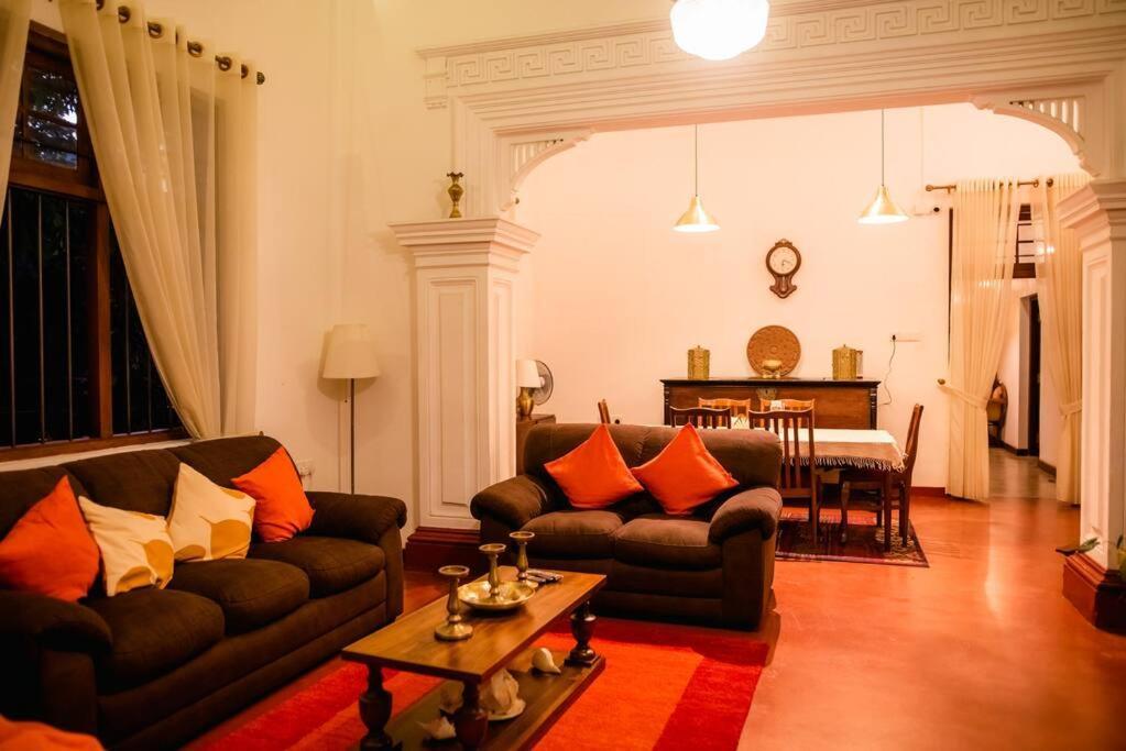 Colonial Residence Kandy Villa Exterior foto